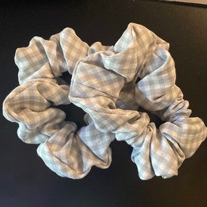 Plad Scrunchies